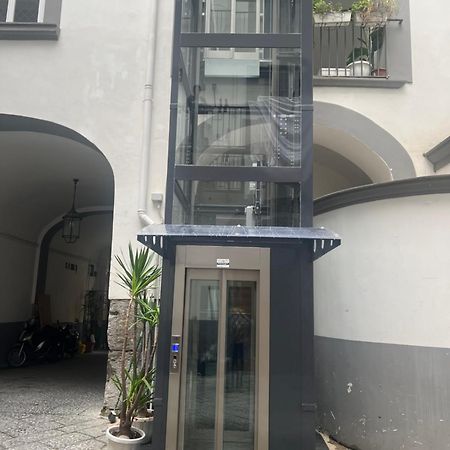 Varriale House Parking Free Small Car Napoli Ngoại thất bức ảnh