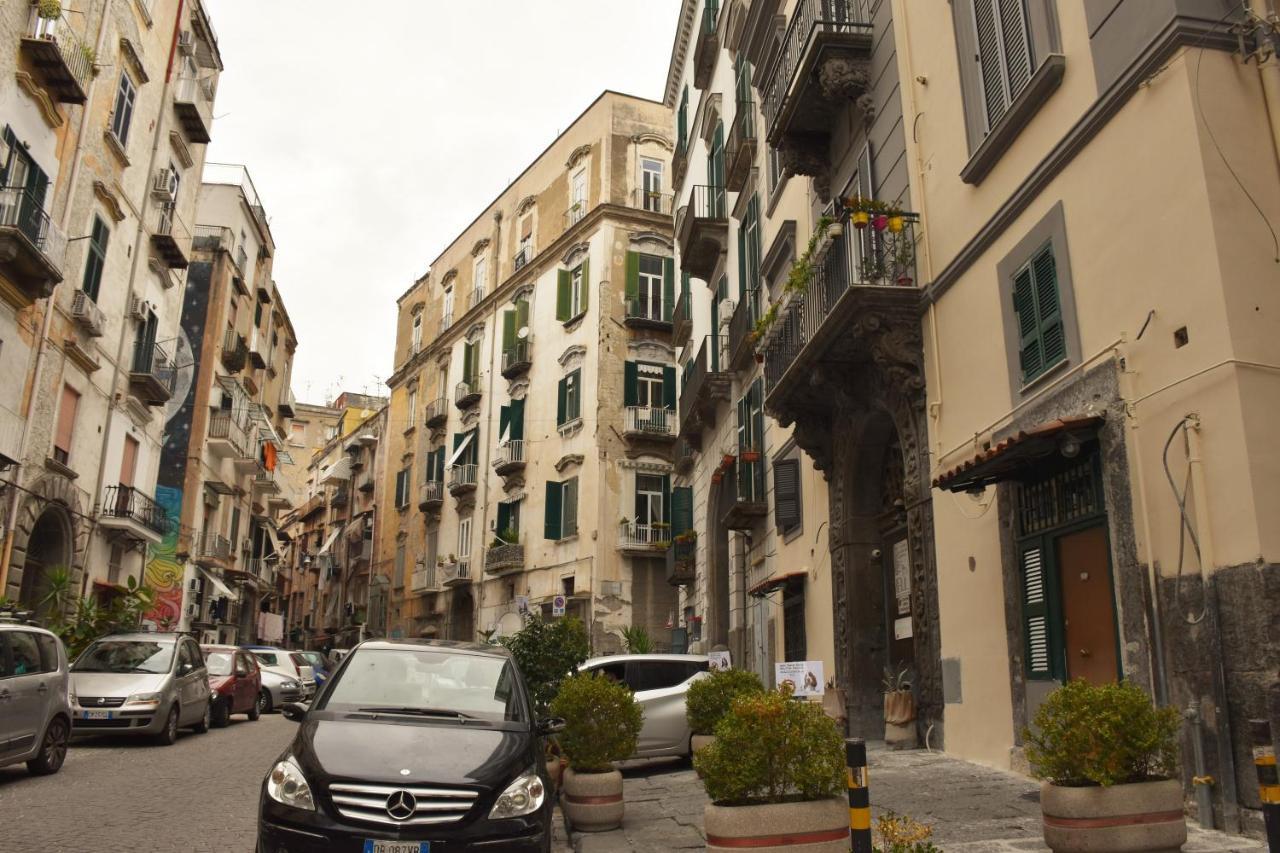 Varriale House Parking Free Small Car Napoli Ngoại thất bức ảnh