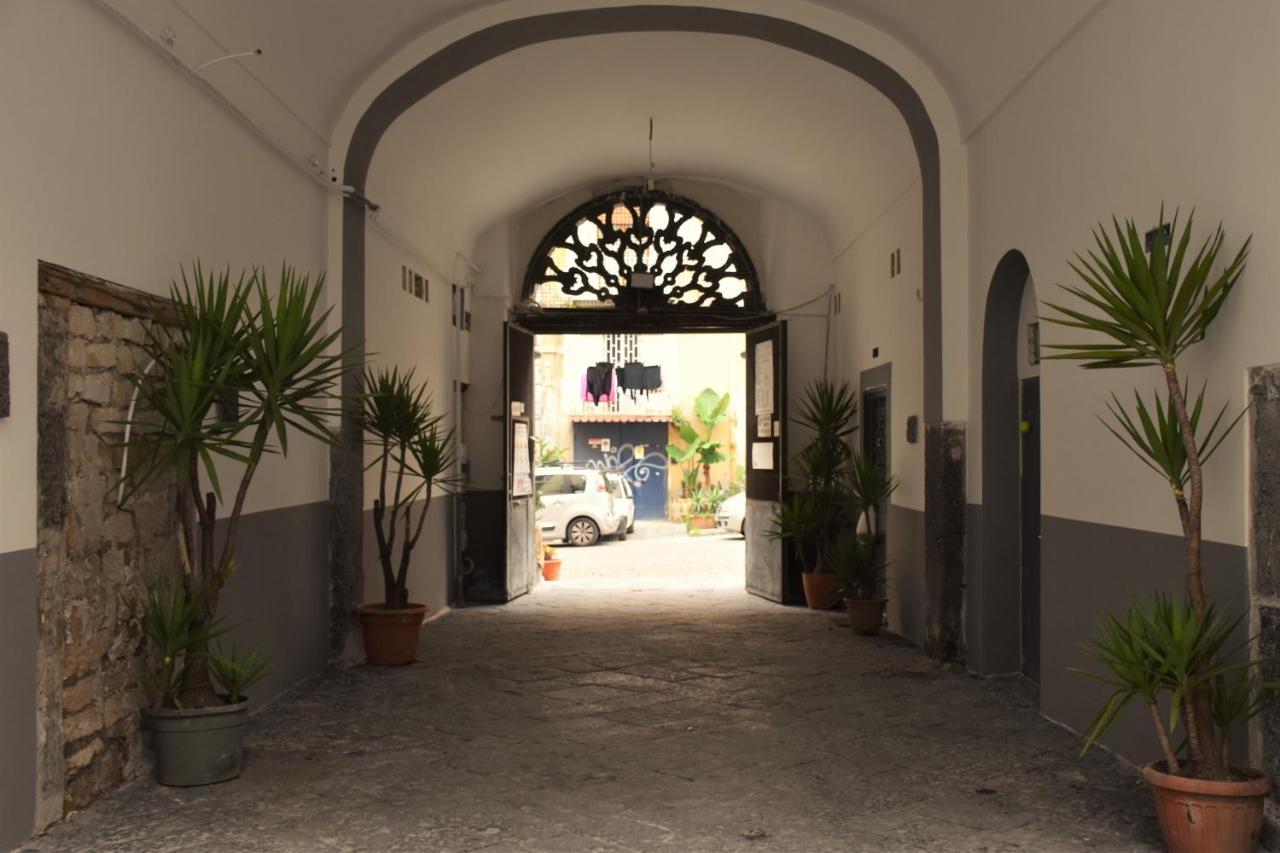Varriale House Parking Free Small Car Napoli Ngoại thất bức ảnh