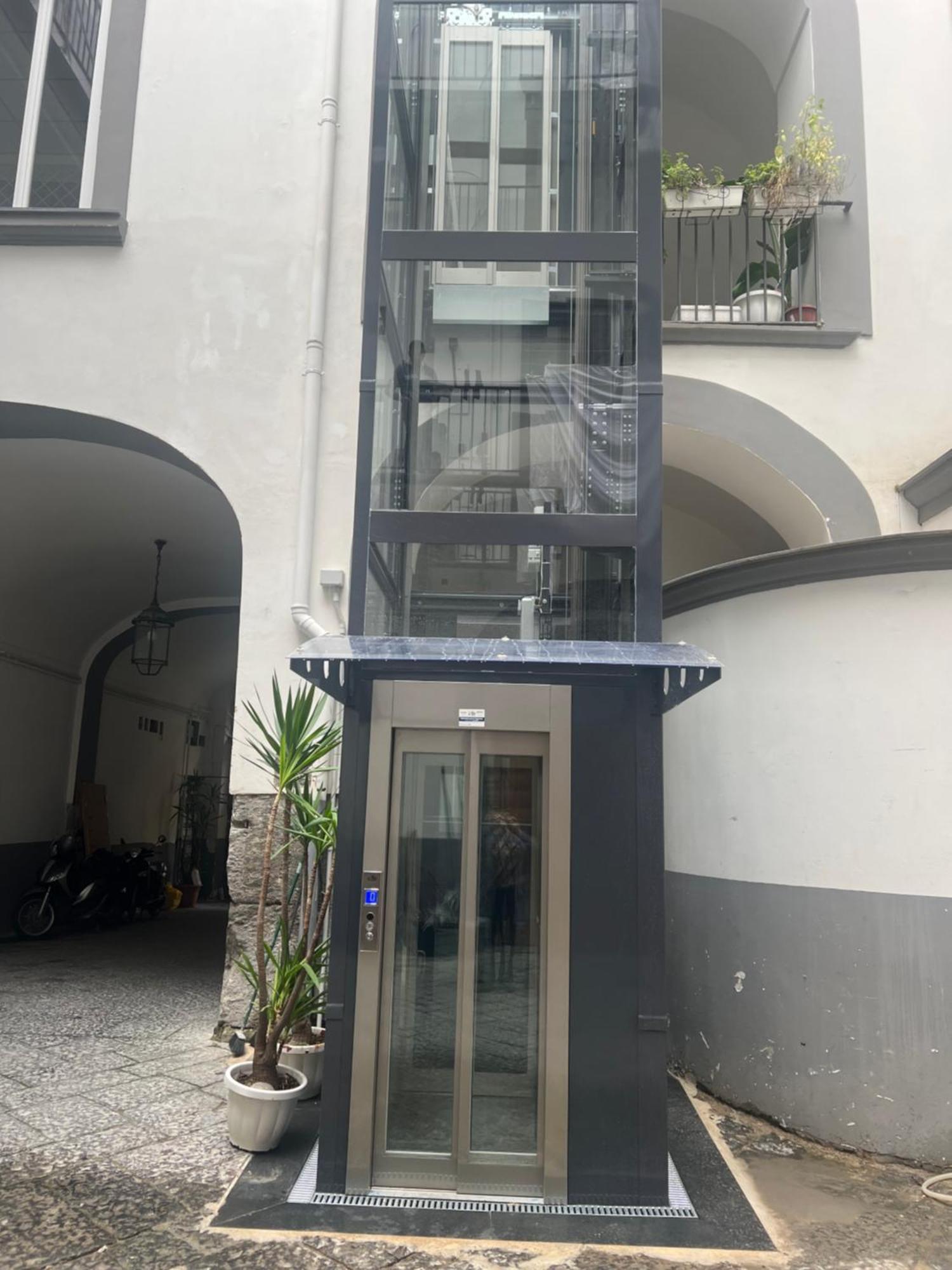 Varriale House Parking Free Small Car Napoli Ngoại thất bức ảnh