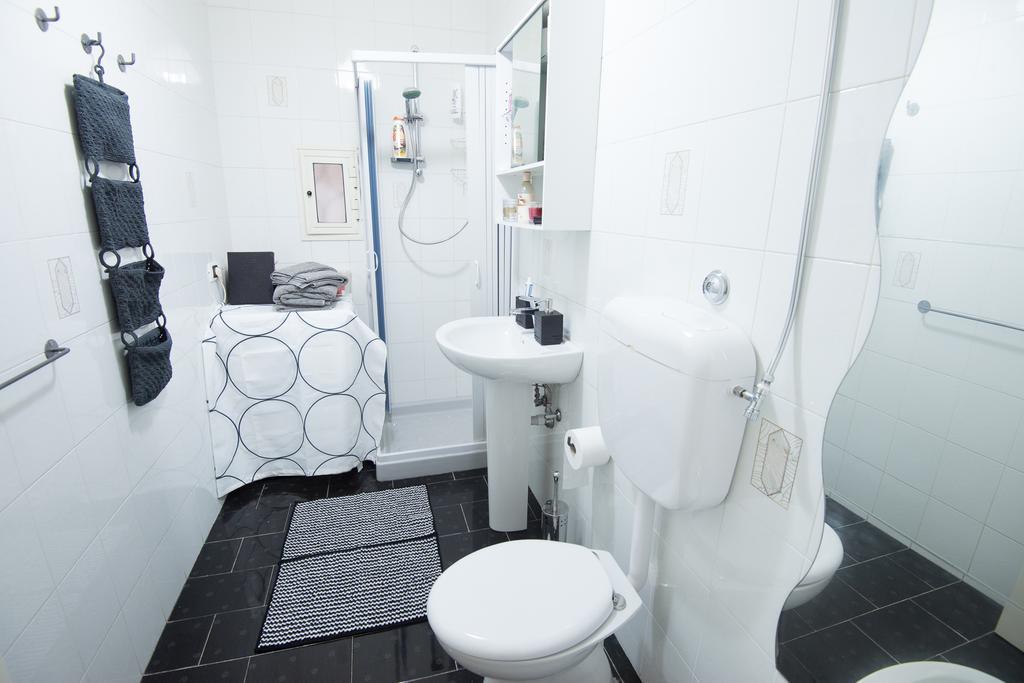 Varriale House Parking Free Small Car Napoli Ngoại thất bức ảnh